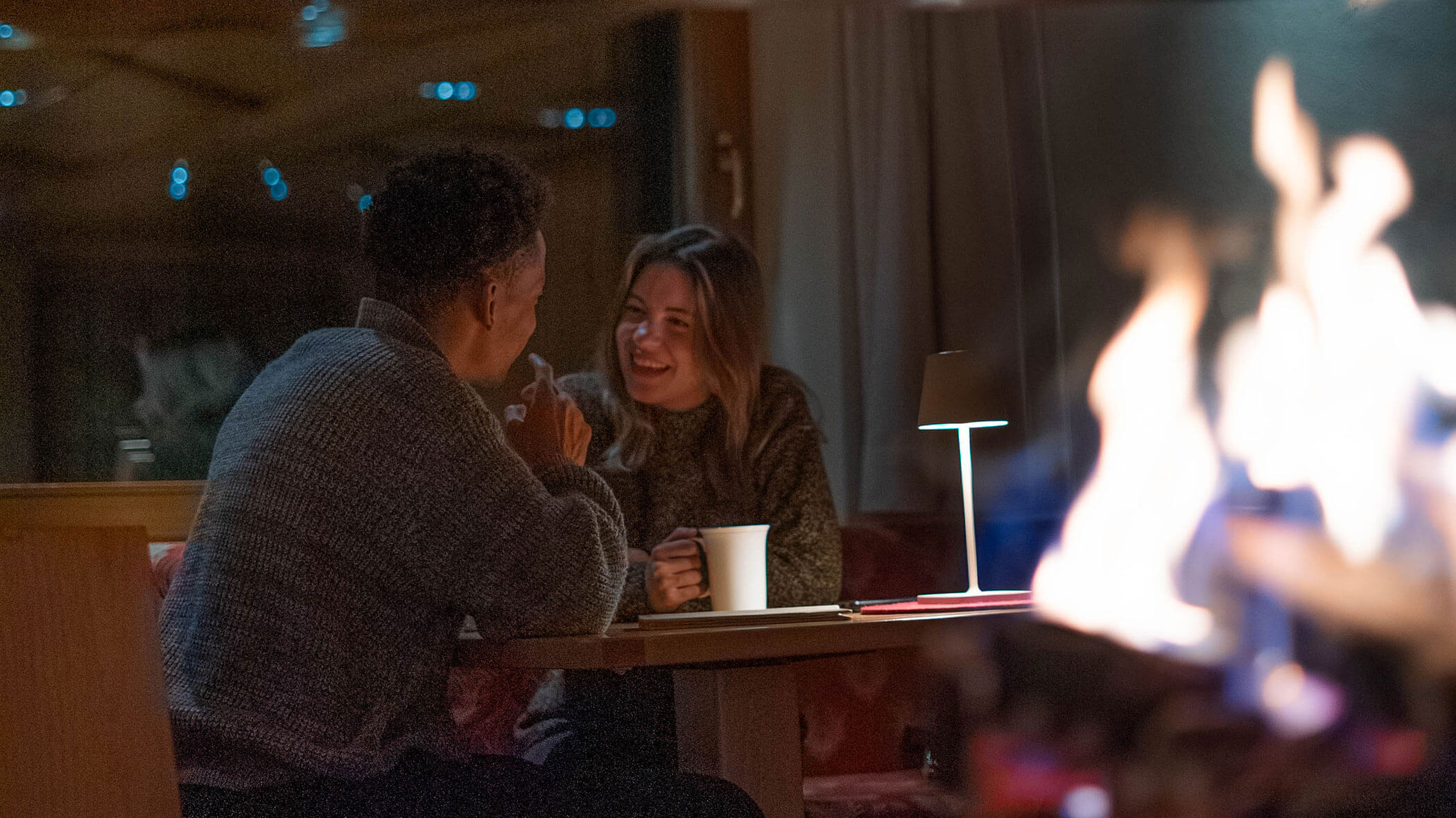 Gemütliche Stimmung am Kamin - Hotel Kreuzbergpass